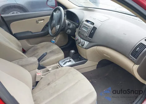 2010 Hyundai Elantra Gls z USA, uszkodzony, nr VIN KMHDU4AD9AU167266